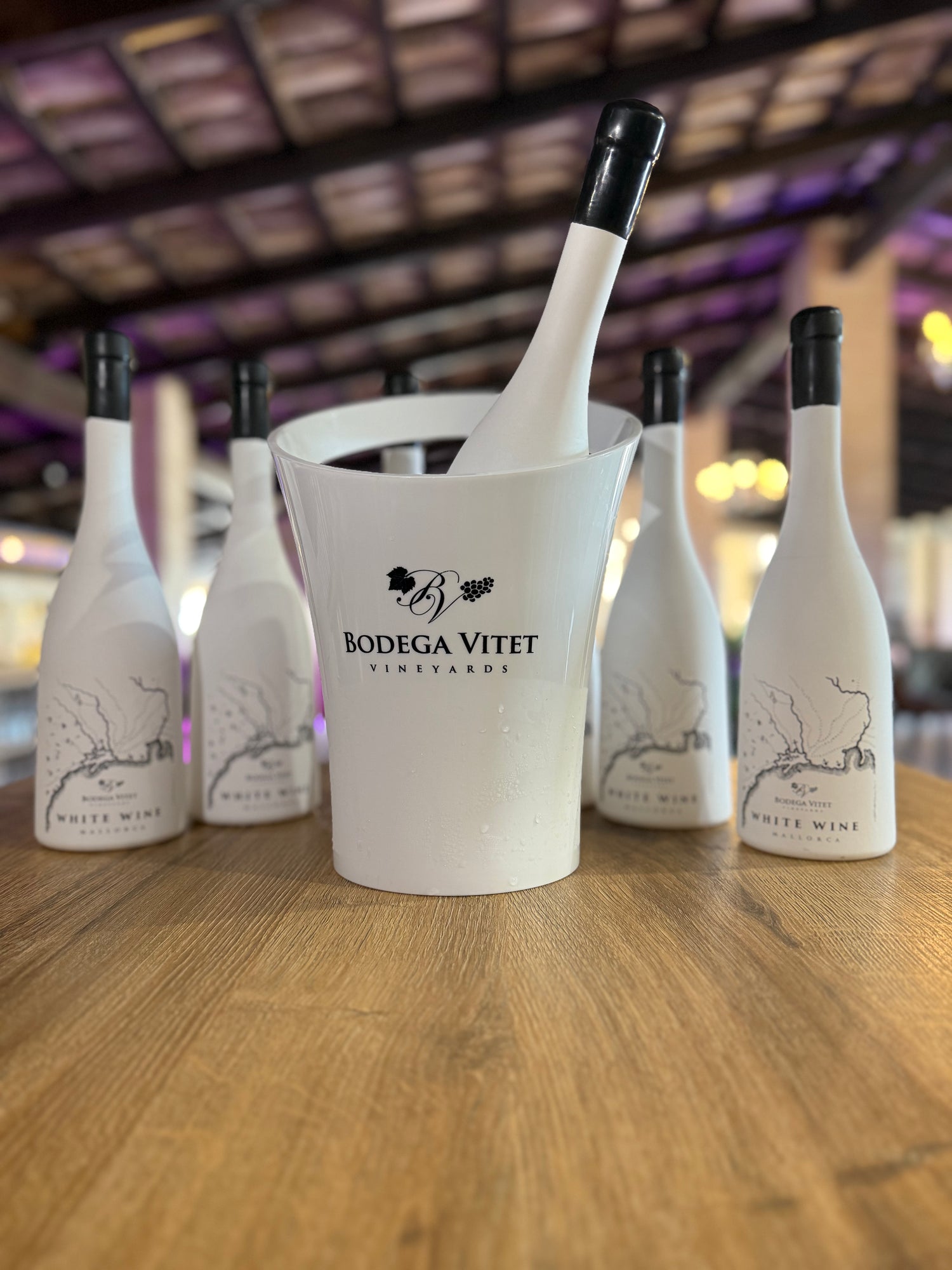 Unser Weißwein aus Prensal Blanc & Viognier