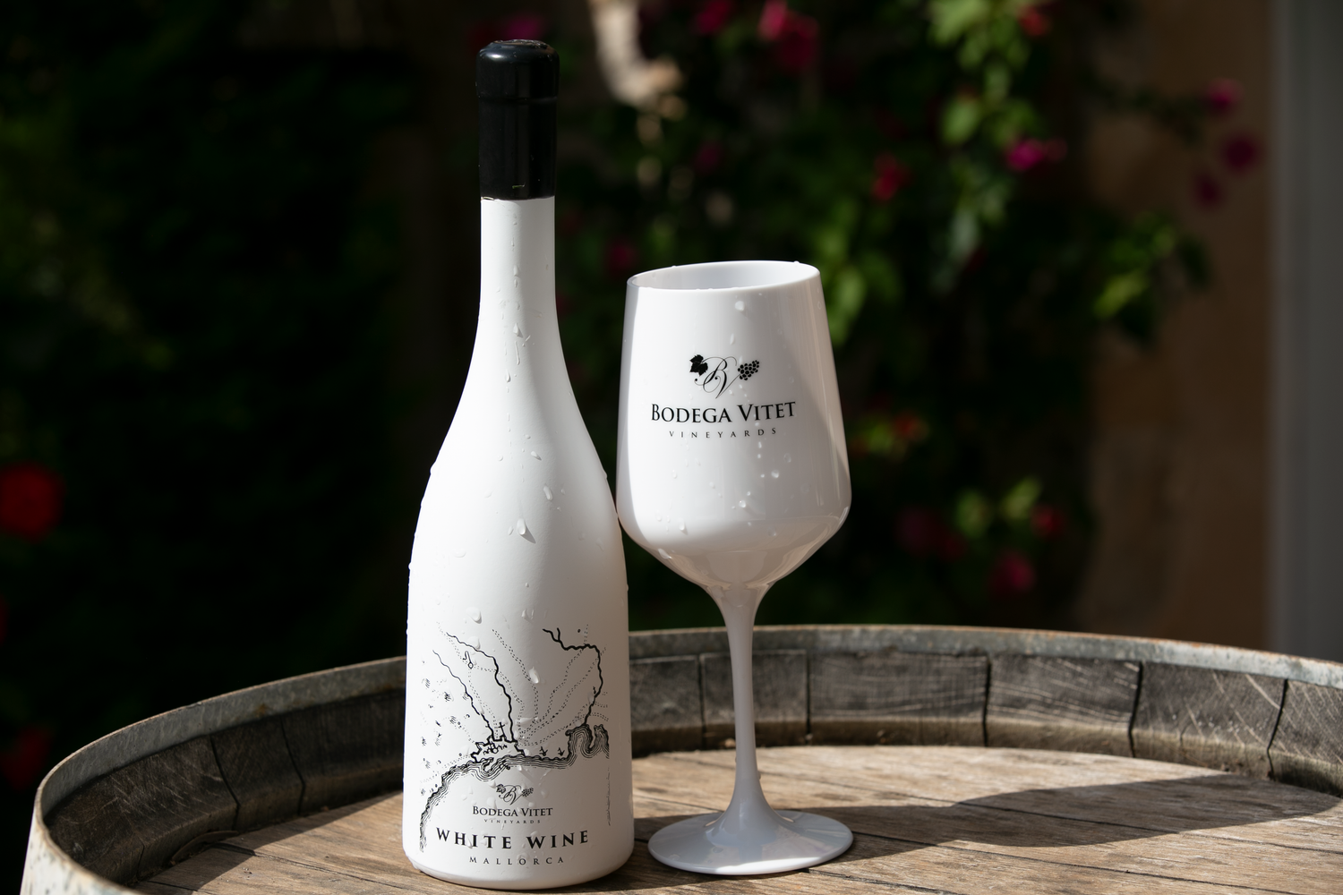 Exklusives Kunststoff-Weinglas mit Branding